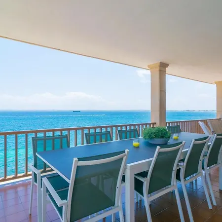Torrens Villa *